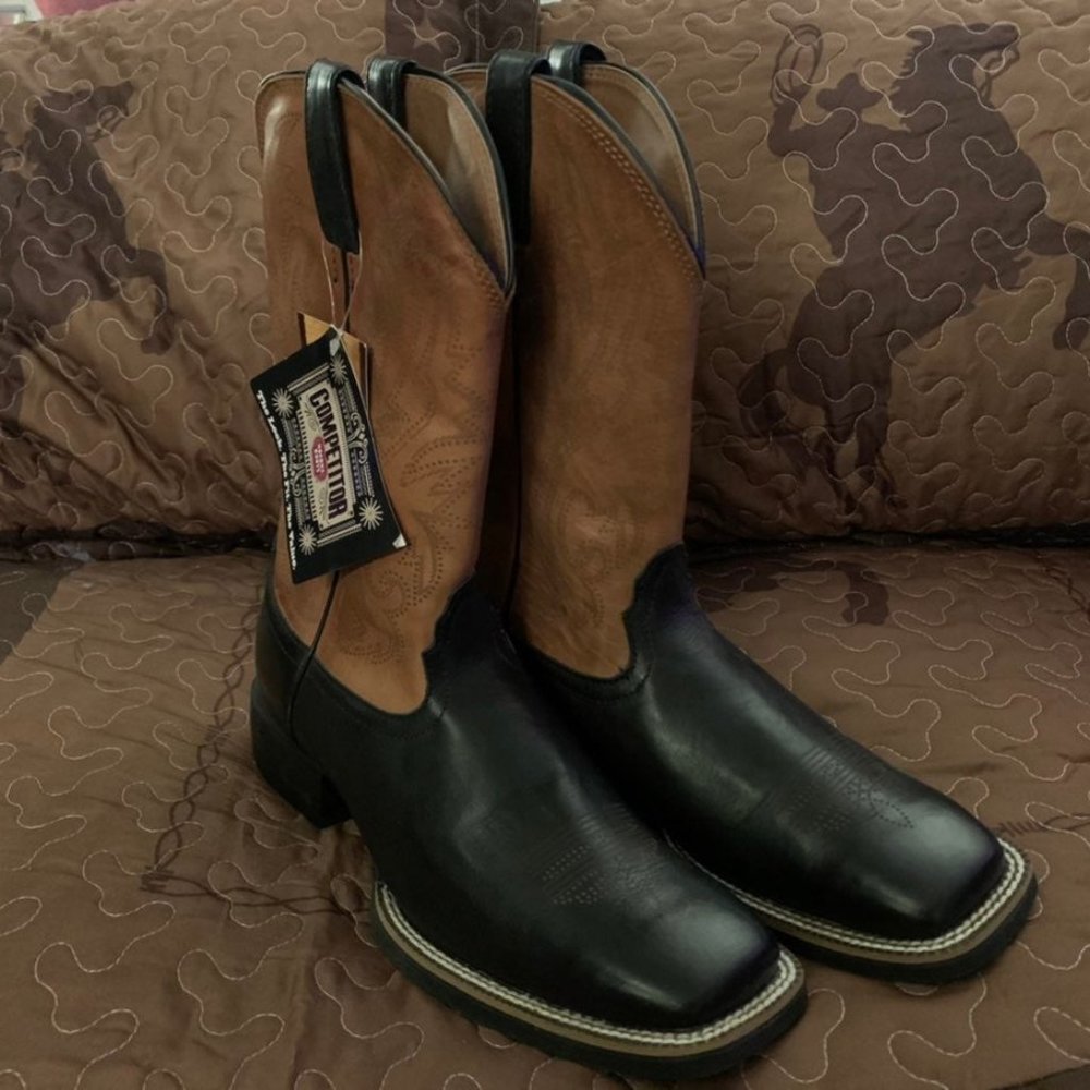 Nocona Boots style NB1703 size 10D NWT